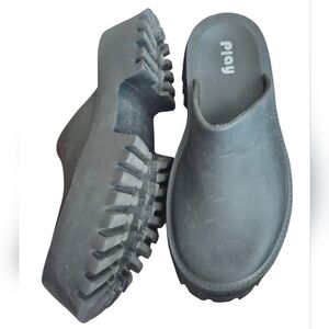 Women's Black Slip-On Shoes